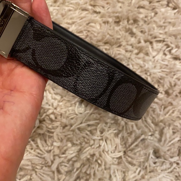 Coach reversible canvas black belt ❤️🥰🥰🤗😘😍 - Picture 4 of 10